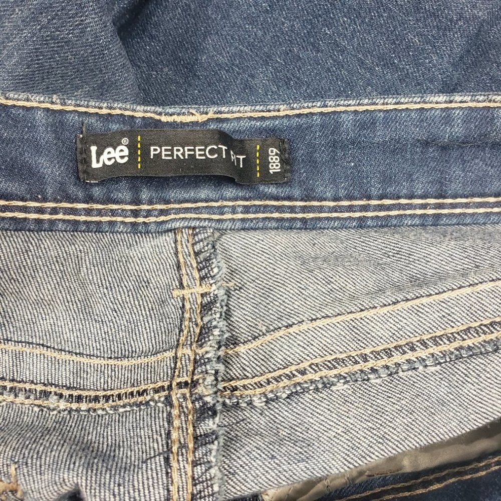 LEE ANKLE BLUE DENIM WOMEN SIZE 8 MEDIUM - Picture 6 of 8